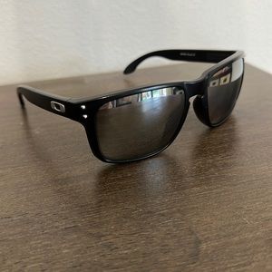 Oakley Holbrook 9102 Polarized